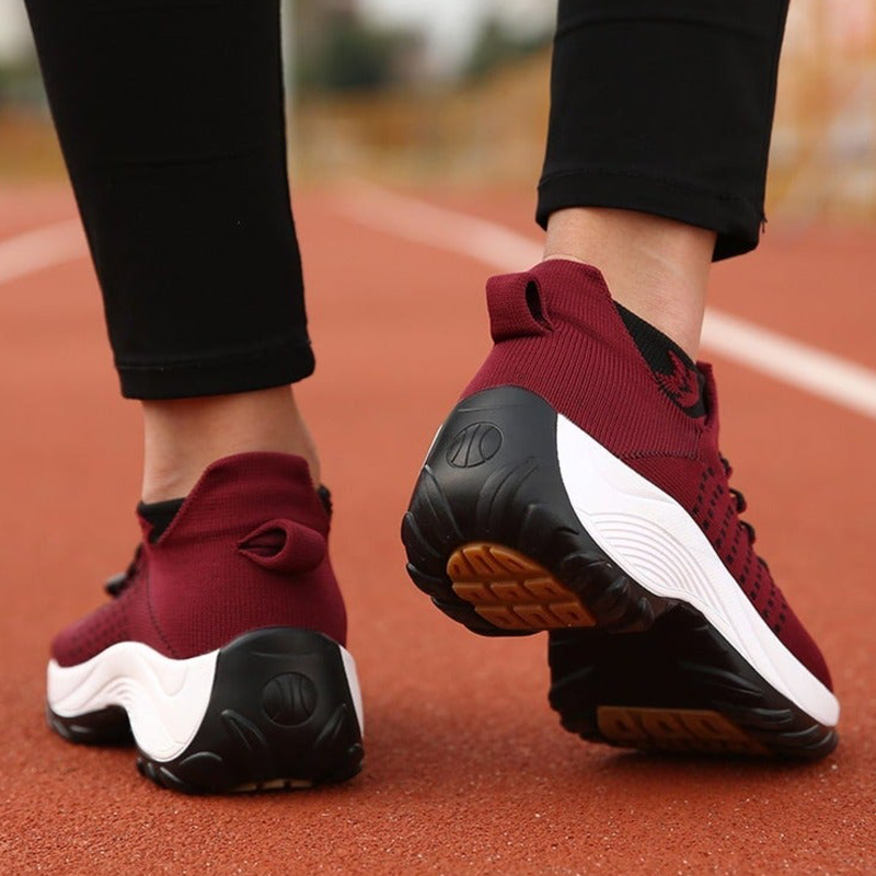 Norelle | Women's Cushioned Lace Up Walking Shoes