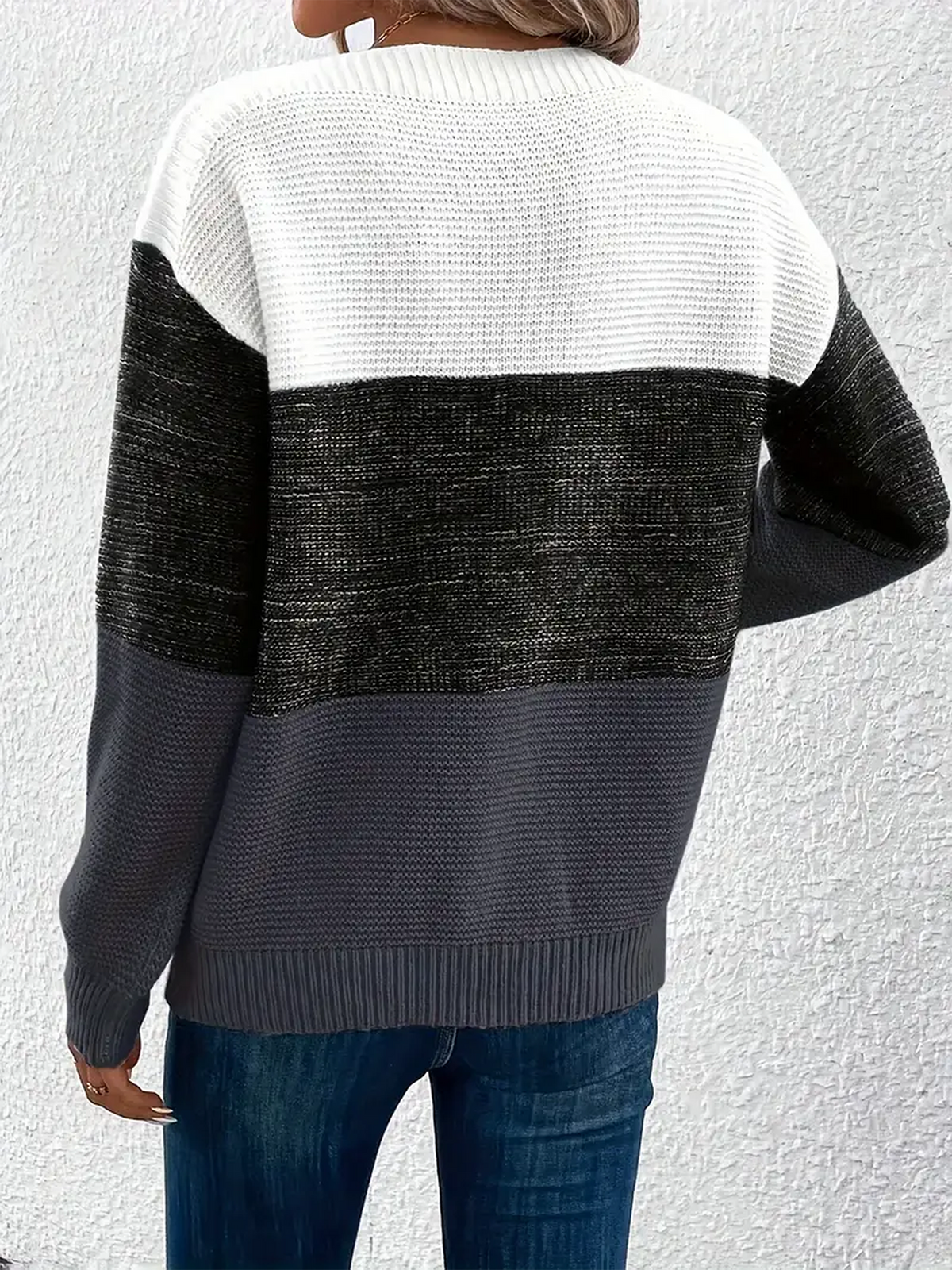 Gaia | Women's Color Block Crewneck Knit Sweater